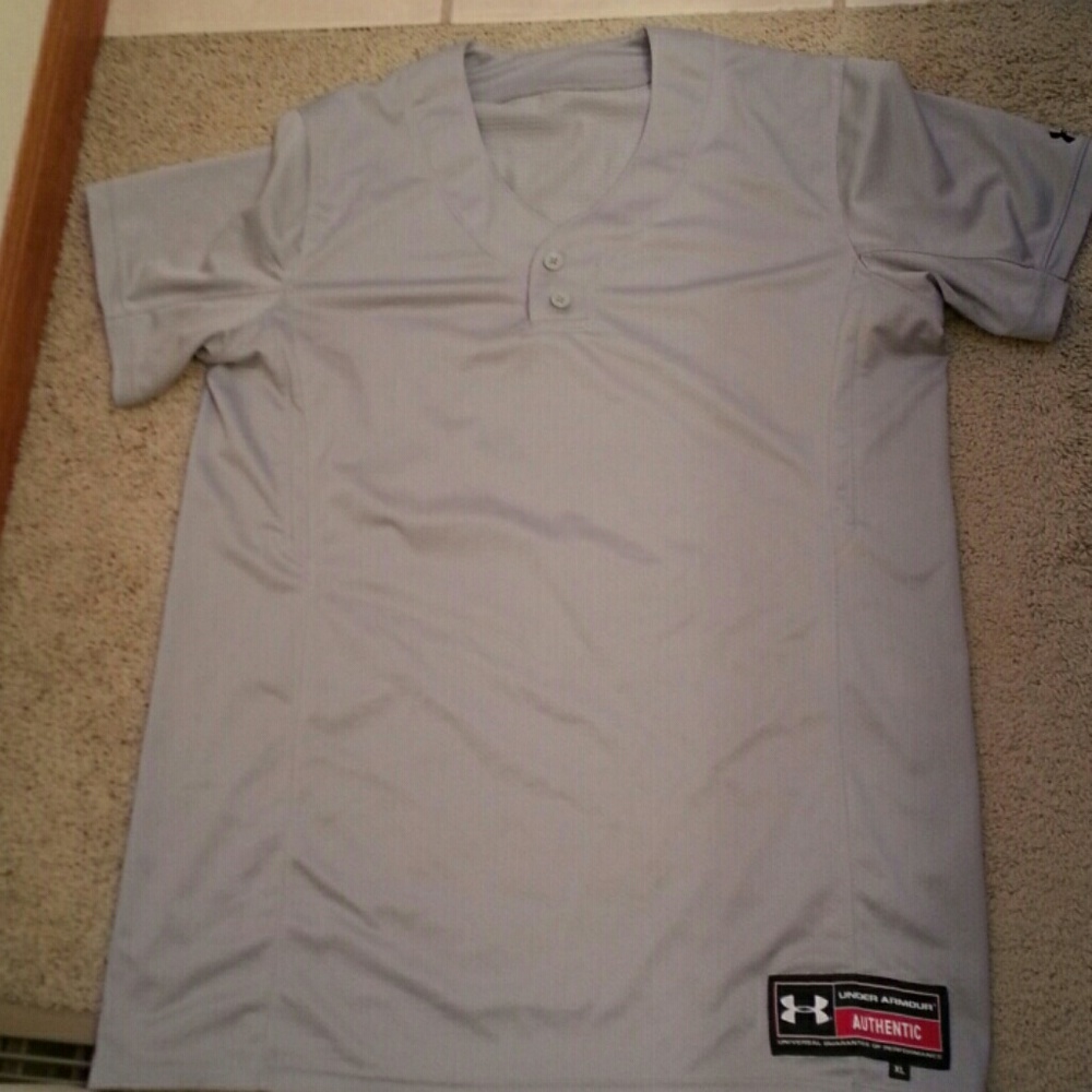 Under Armour Baseball shirt